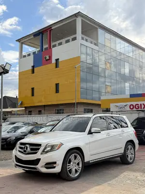 Mercedes-Benz GLK-Class Base GLK 350 4dr 4x2 (3.5L 6cyl 7A) 2015 White