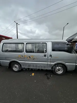 Ford E250 2005 Silver