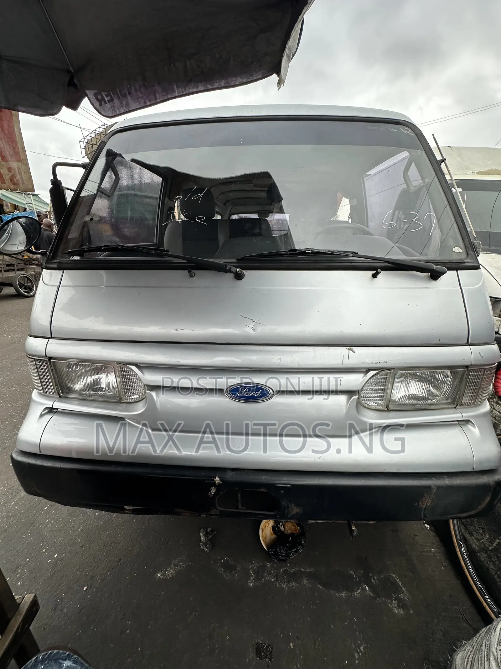 Ford E250 2005 Silver