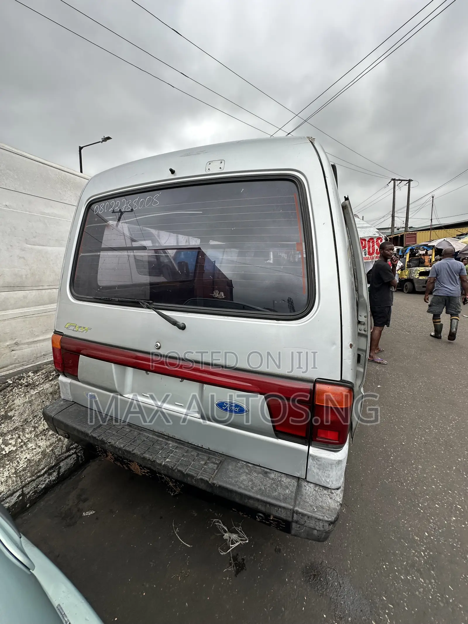 Ford E250 2005 Silver