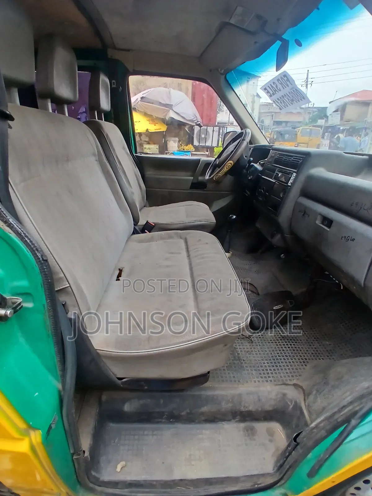 Volkswagen Transporter 2004 Yellow