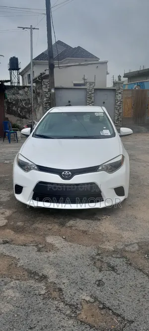 Toyota Corolla 2016 White