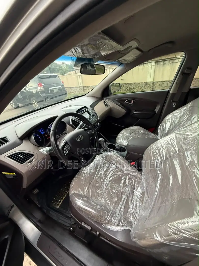 Hyundai Tucson 2014 Silver