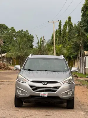 Hyundai Tucson 2014 Silver