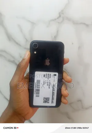 Apple iPhone XR 64 GB Black
