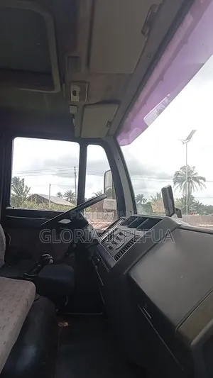 Truck Hiab Trunk.