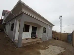 1bdrm Apartment in Agbowo for rent