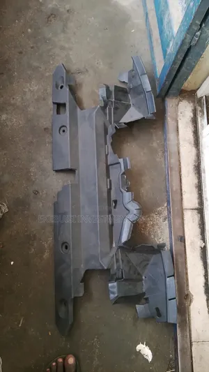 Radiator Plastic RAV4 2014-2018