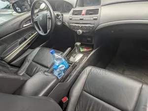 Honda Accord 2010 Black