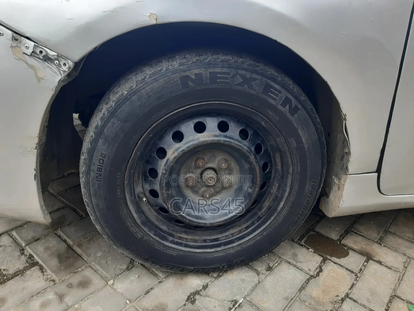 Toyota Corolla 2010 Silver