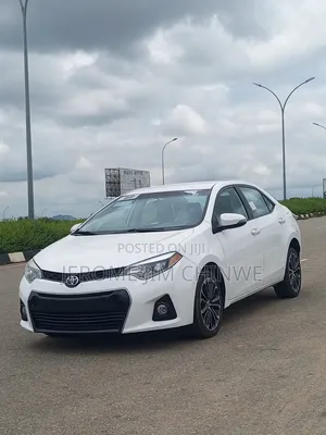 Toyota Corolla 2015