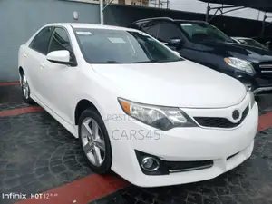 Toyota Camry 2014 White