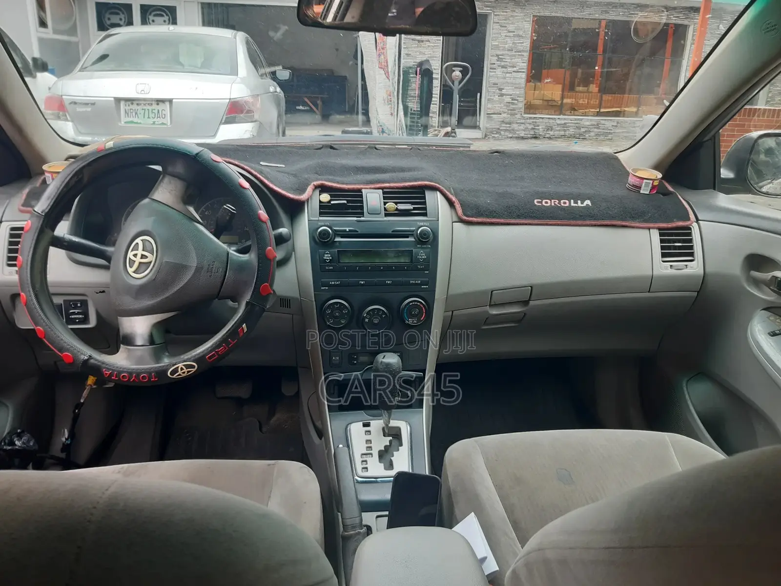 Toyota Corolla 2010 Silver