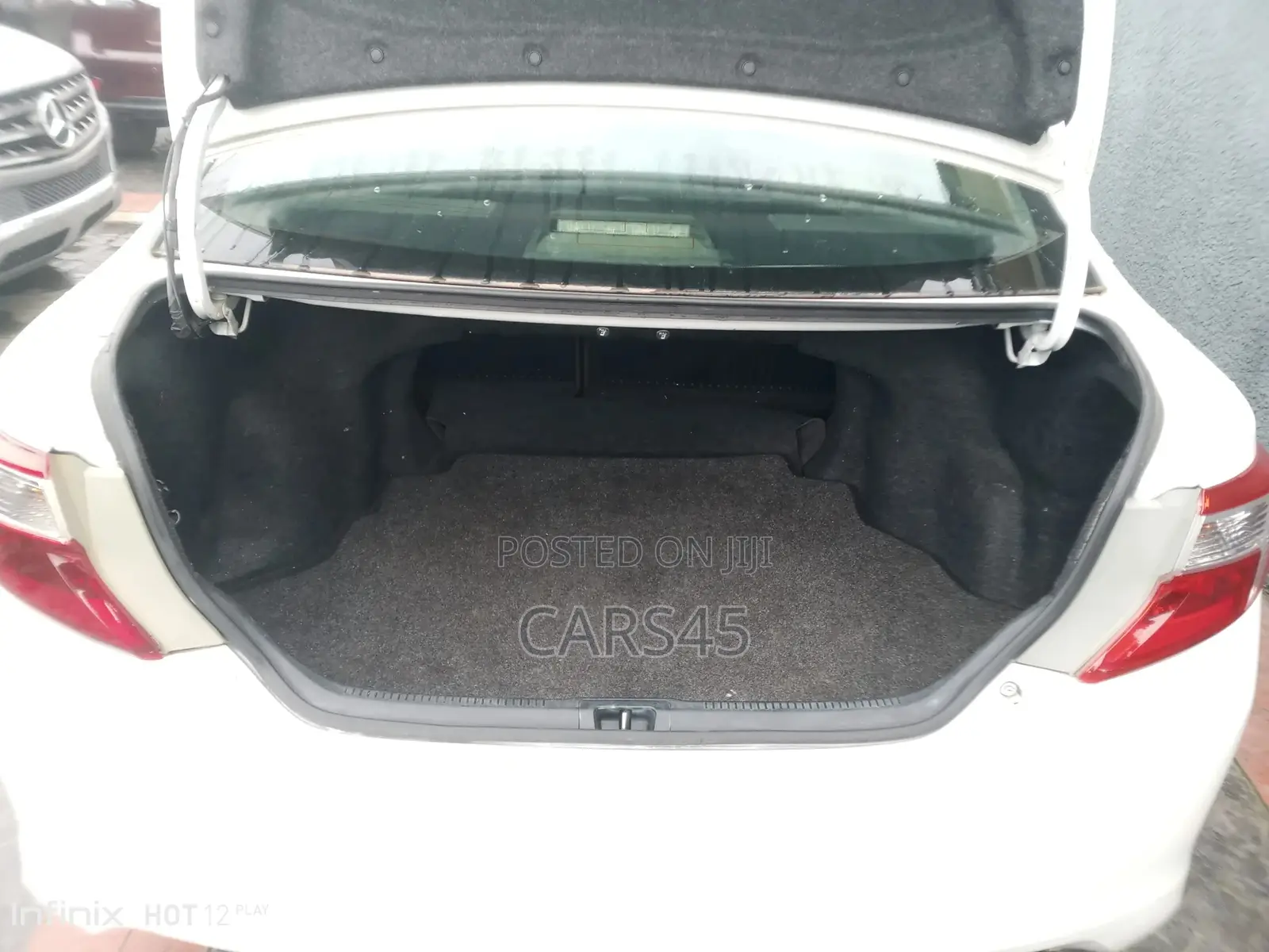 Toyota Camry 2014 White