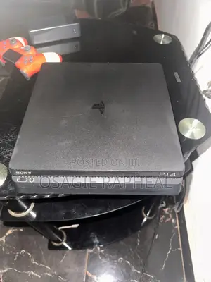 Clean Ps4 Slim