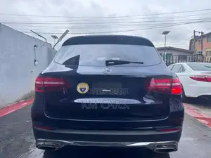 Mercedes-Benz GLC-Class 2017 Blue