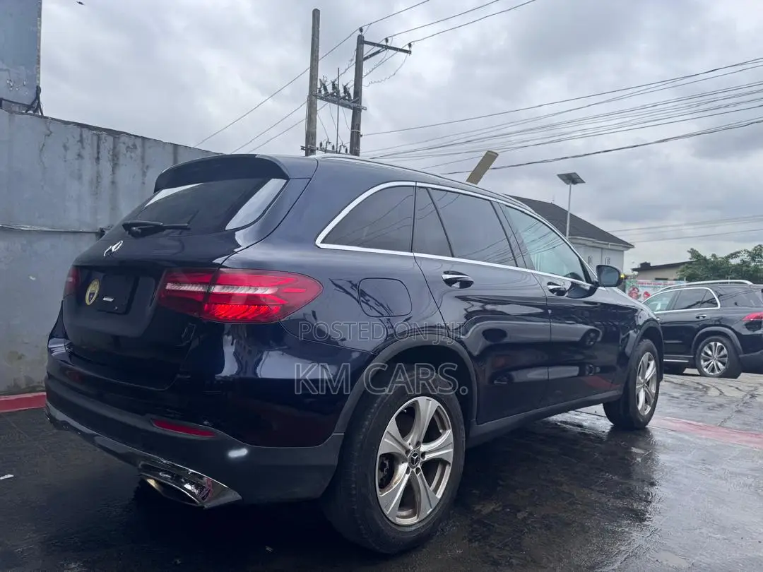 Mercedes-Benz GLC-Class 2017 Blue