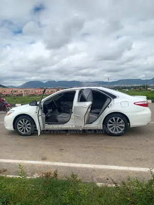 Toyota Camry 2016