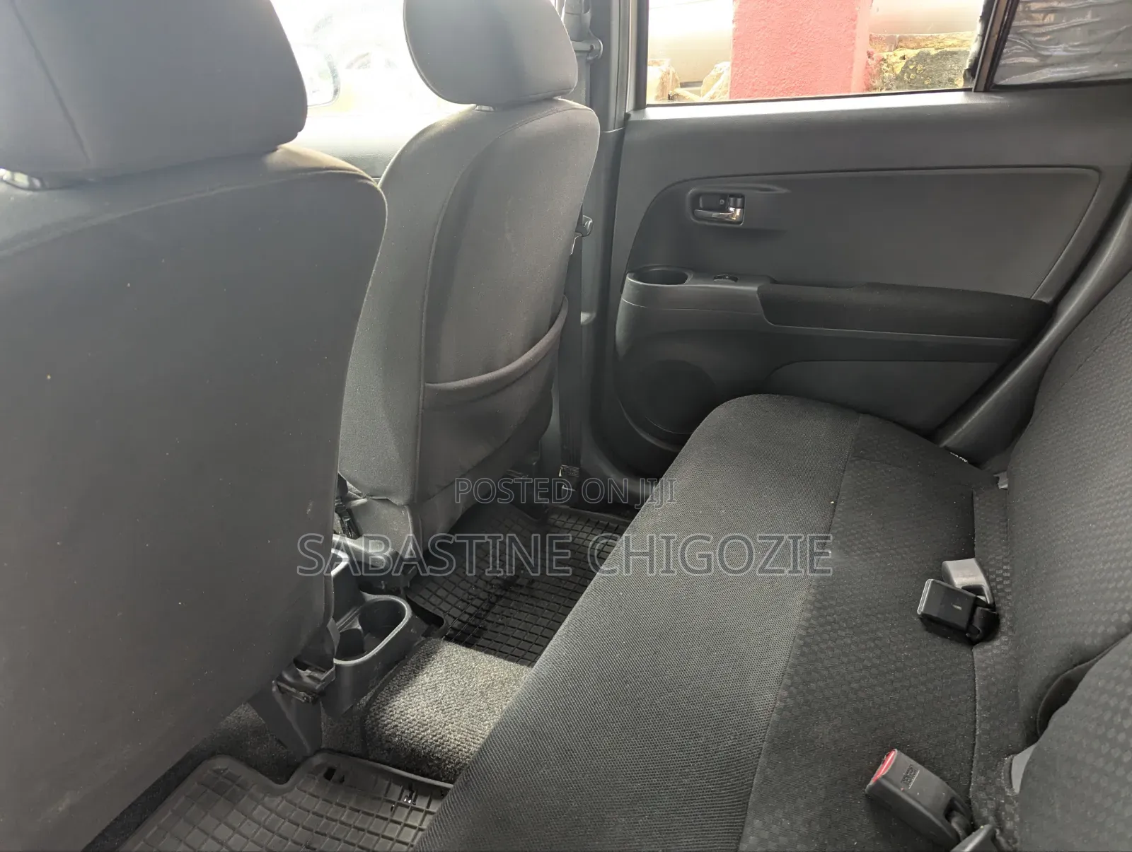 Toyota bB 2014 Silver