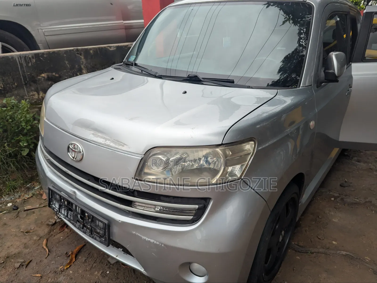 Toyota bB 2014 Silver