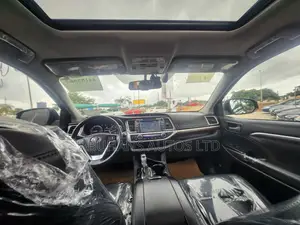 Toyota Highlander 2017 Black