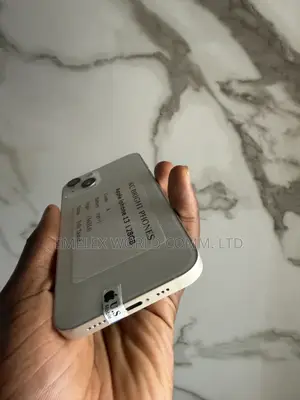 Apple iPhone 13 128 GB White