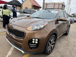 Kia Sportage SX 4dr SUV AWD (2.0L 4cyl Turbo 6A) 2017 Brown
