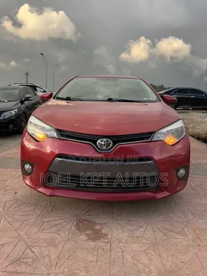 Toyota Corolla 2015 Red