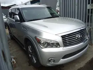 Infiniti QX56 2011 Silver