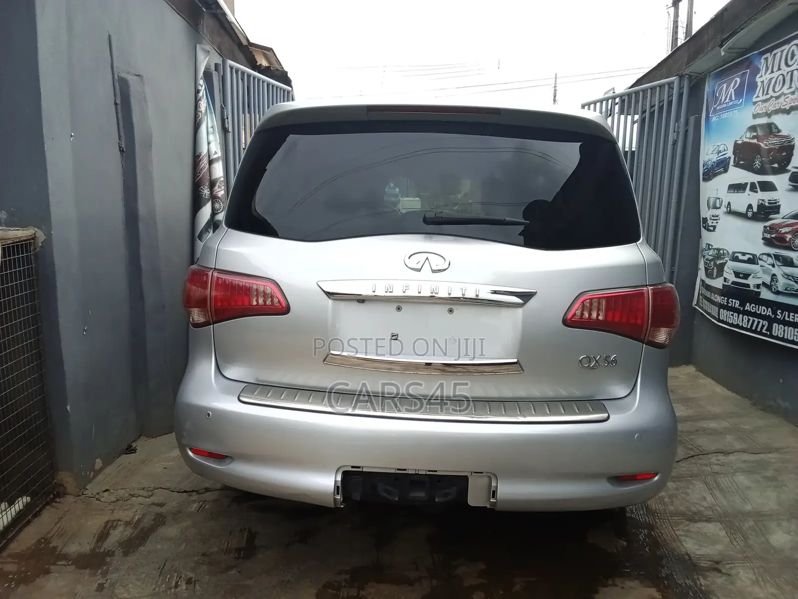Infiniti QX56 2011 Silver