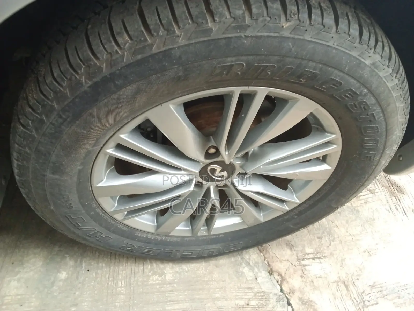 Infiniti QX56 2011 Silver