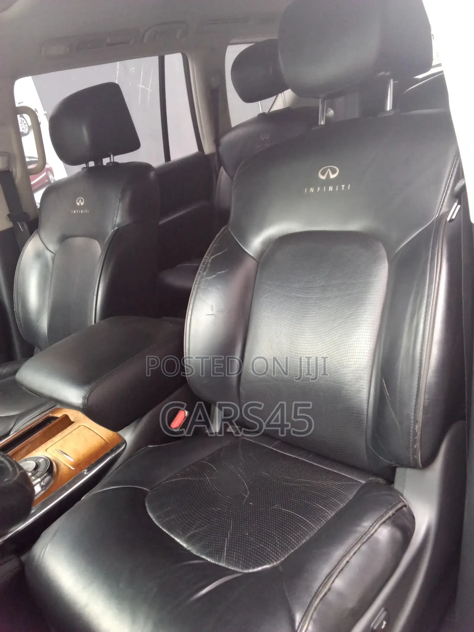 Infiniti QX56 2011 Silver