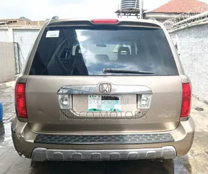 Honda Pilot EX 4x4 (3.5L 6cyl 5A) 2004 Gold