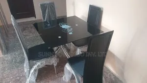 Dinning Set of 4 Chairs Tempered Glass Table