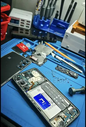 Professional Phone Repair Accessories – Fast Reliable Service