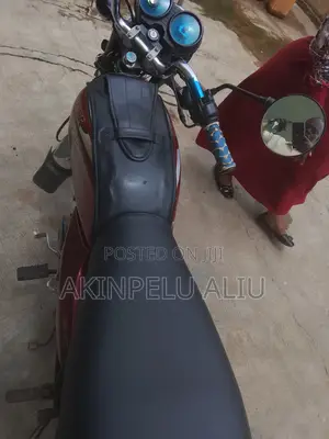 Bajaj Boxer 100 2020 Red