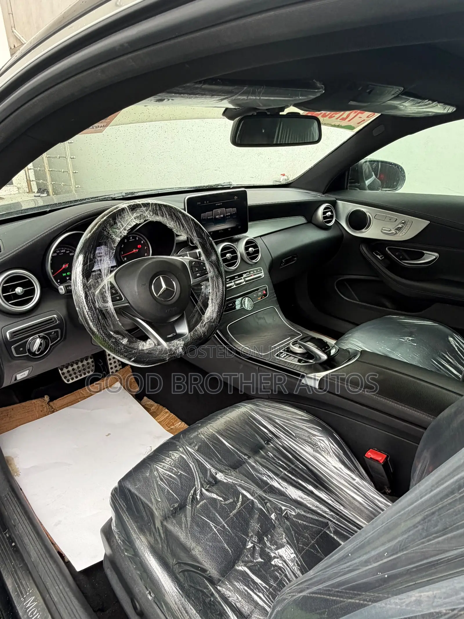 Mercedes-Benz C300 2017 Black