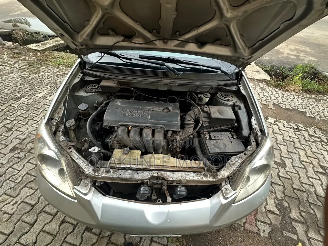 Toyota Matrix 2004 Silver