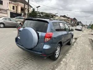 Toyota RAV4 2010 Blue