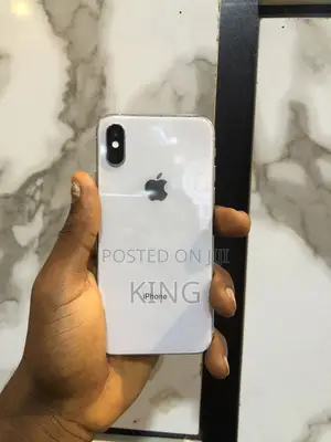 Apple iPhone X 64 GB White