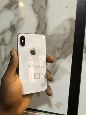 Apple iPhone X 64 GB White