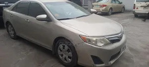 Toyota Camry 2014 Gold
