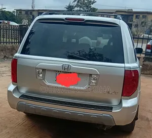 Honda Pilot 2005 Silver