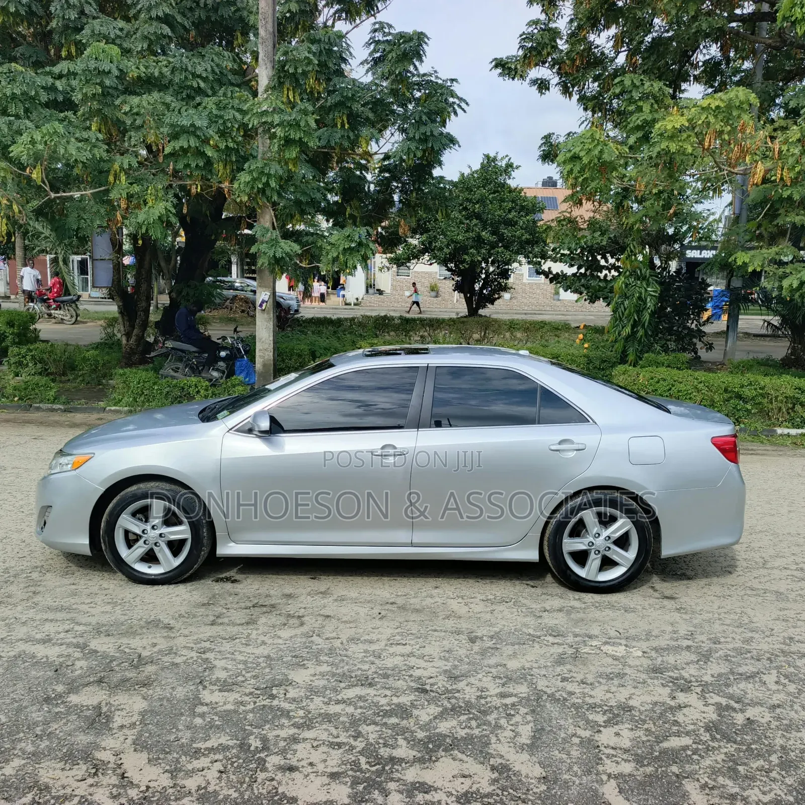Toyota Camry 2014 Silver