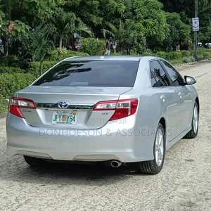 Toyota Camry 2014 Silver