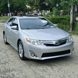 Toyota Camry 2014 Silver