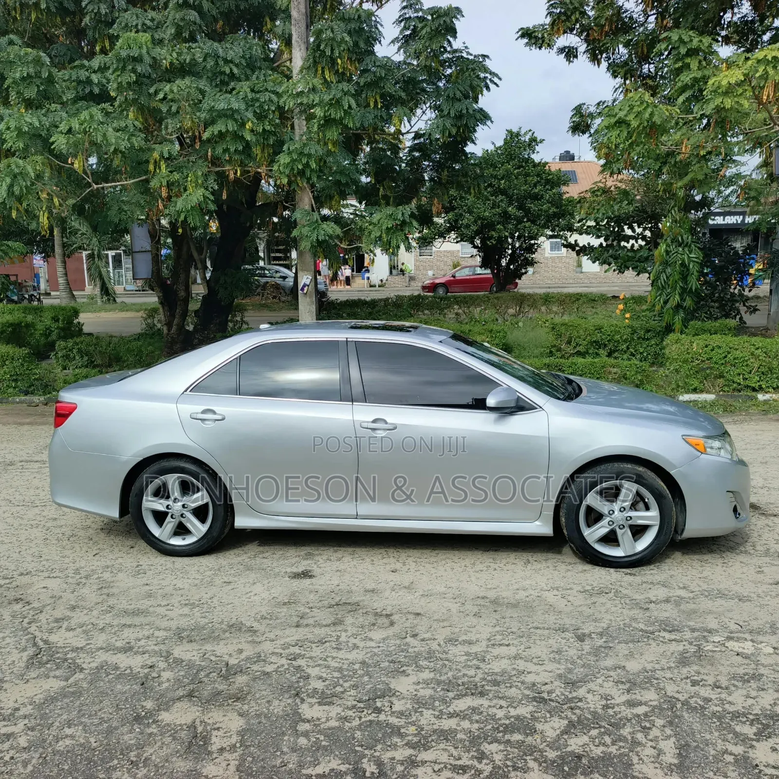 Toyota Camry 2014 Silver