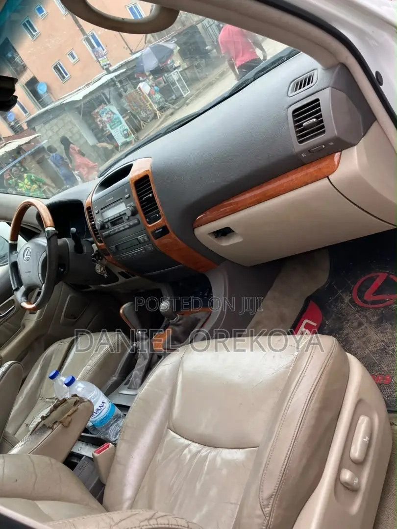 Lexus GX 470 2004 White
