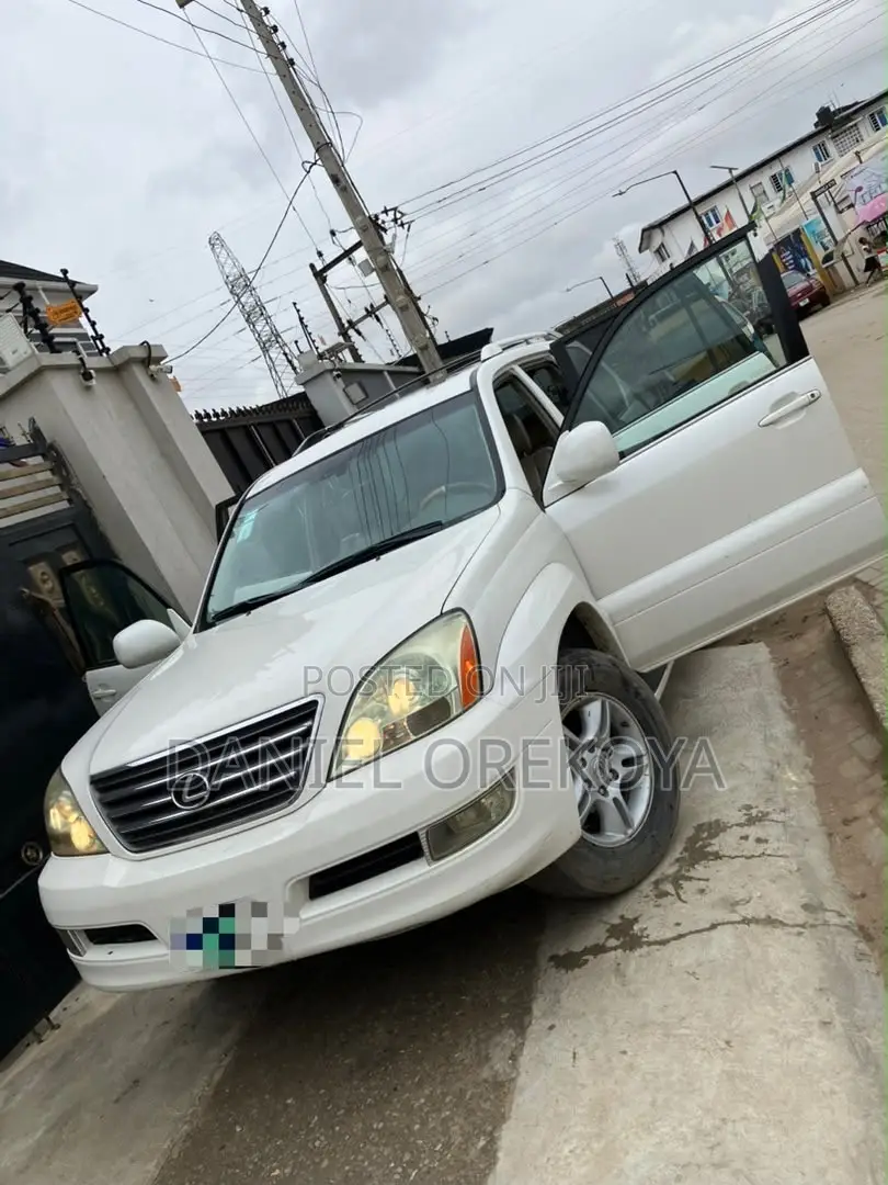 Lexus GX 470 2004 White