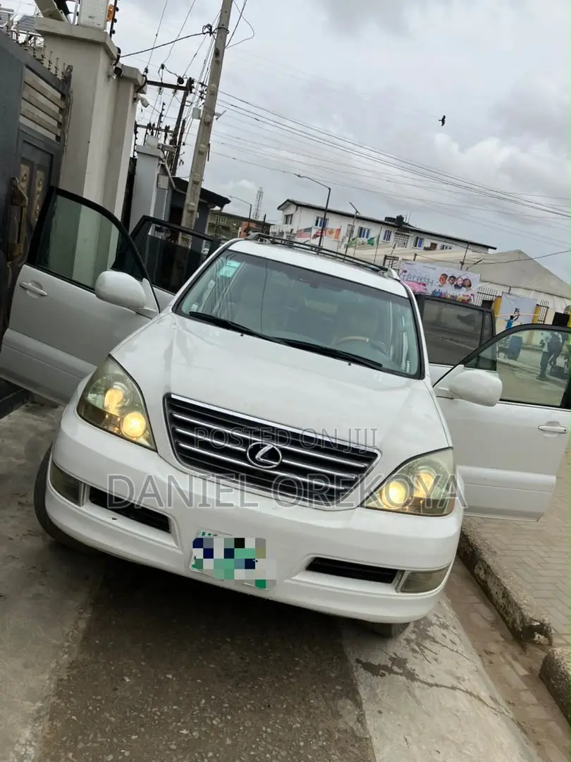 Lexus GX 470 2004 White